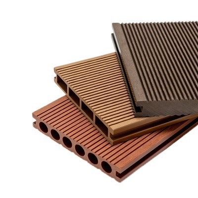 WPC настилка за край басейна